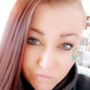 Meet your Posher, Stefanii